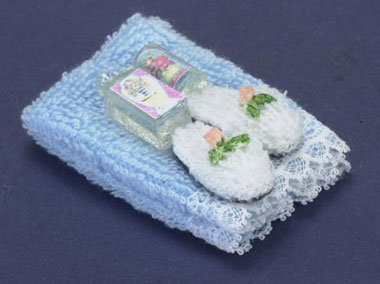 Dollhouse Miniature Towel Set, Blue, with/Lotion